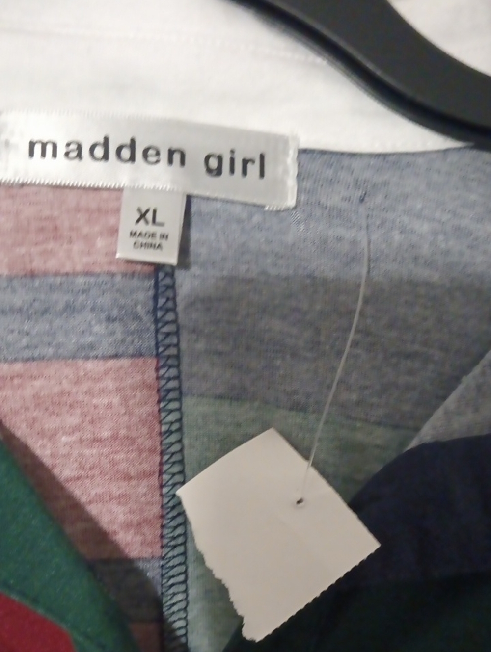 MADDEN GIRL LAZY DAYZ COLLEGIAN STRIP TOP - Picture 4 of 4